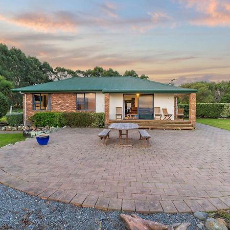 Ocean & Mountain Views - Kaikoura Villa Eksteriør bilde