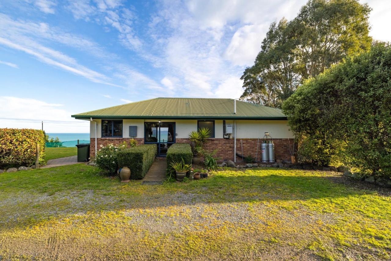 Ocean & Mountain Views - Kaikoura Villa Eksteriør bilde