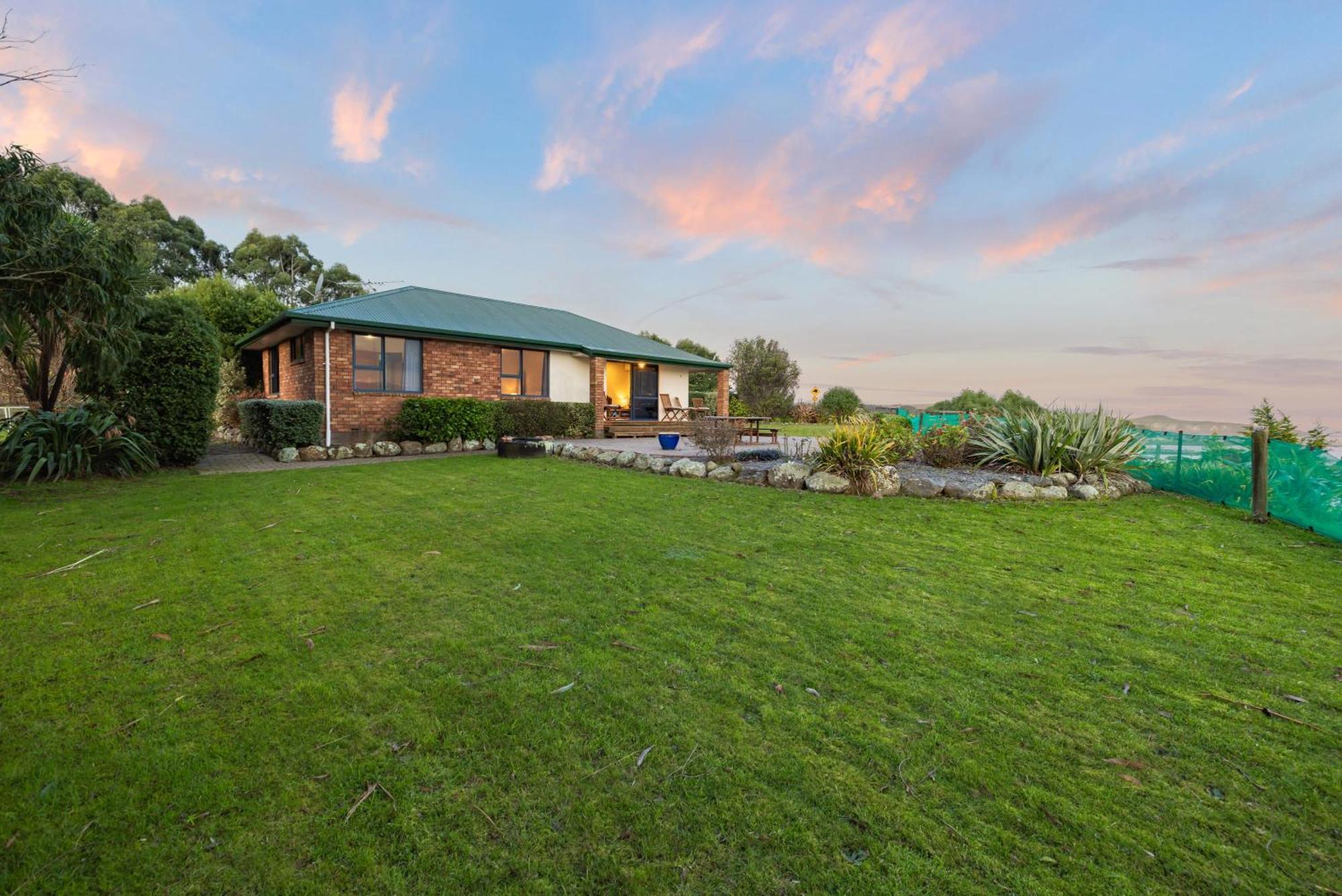 Ocean & Mountain Views - Kaikoura Villa Eksteriør bilde